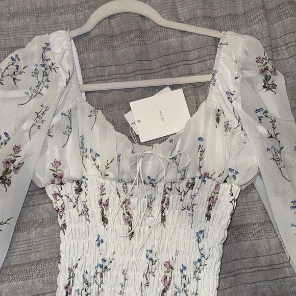 70°F/21°C brand bought from Saks NWT - Picture 2 of 4